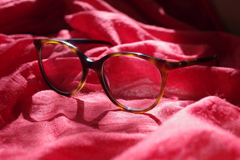 Optymalny przewodnik po zdrowiu oczu, cz. 1, Okrągłe okulary korekcyjne Max Mara w stylu Havana
